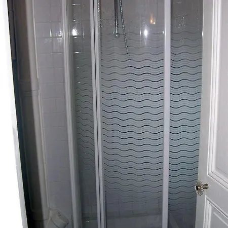 Arlette Hotel